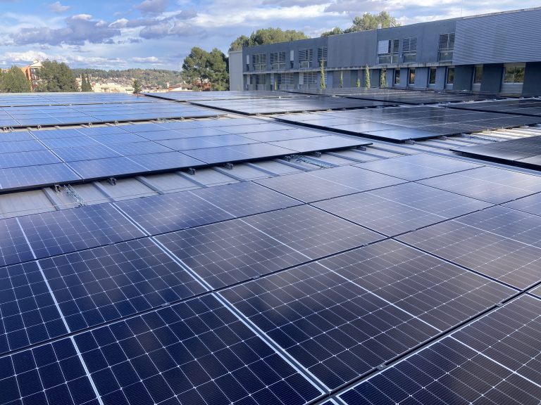 Instalación industrial solar fotovoltaica